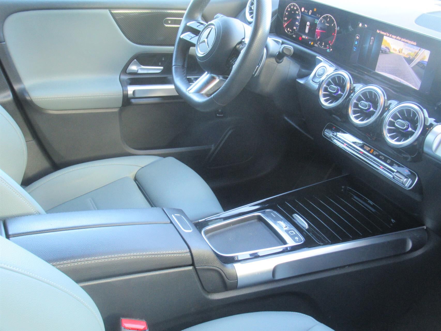 Billede af Mercedes-Benz GLB200 d 2,0 CDI AMG Advance Plus 8G-DCT 150HK 5d 8g Aut.