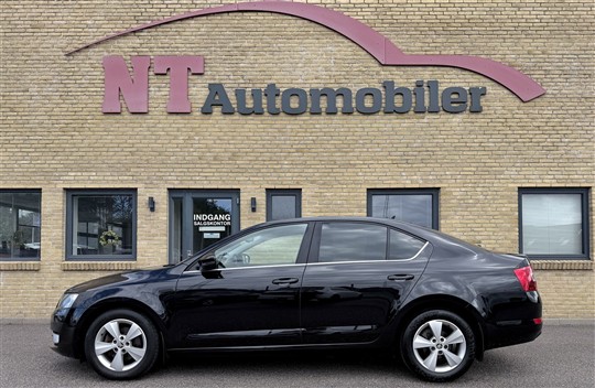 Skoda Octavia 1,6 TDI Common Rail DPF Elegance DSG 105HK 5d 7g Aut.