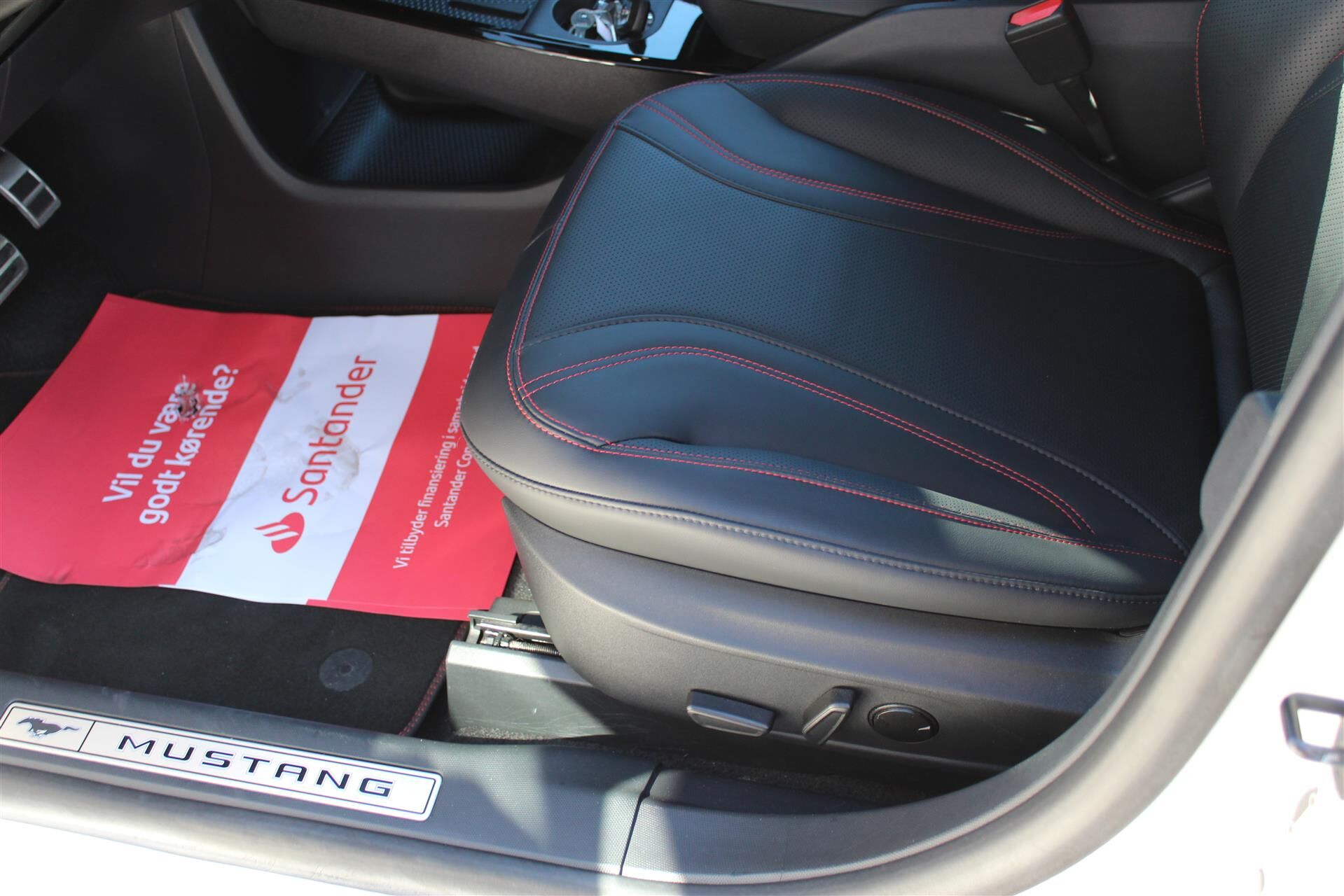 Billede af Ford Mustang Mach-E EL SR Premium AWD 269HK 5d Aut.