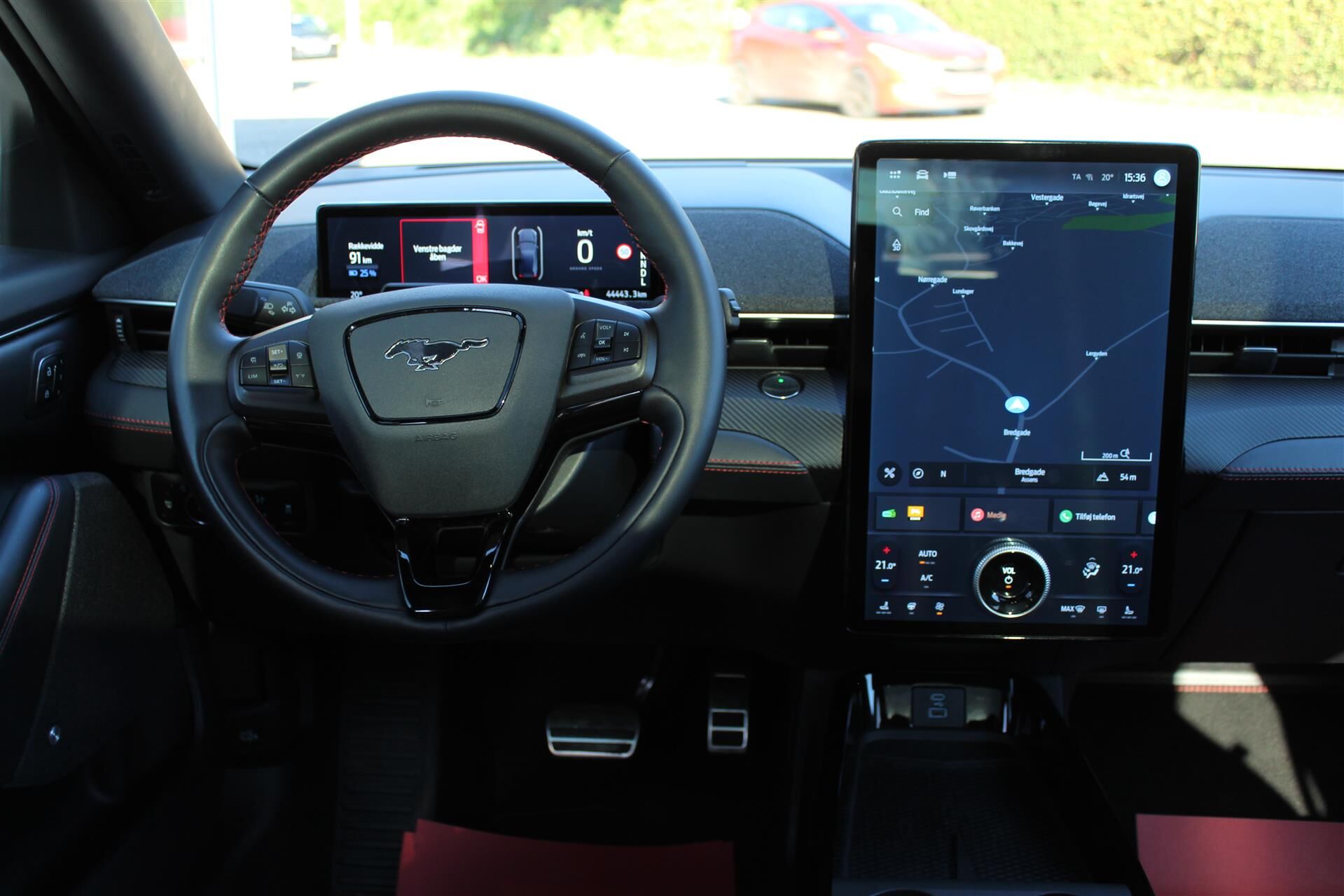 Billede af Ford Mustang Mach-E EL SR Premium AWD 269HK 5d Aut.