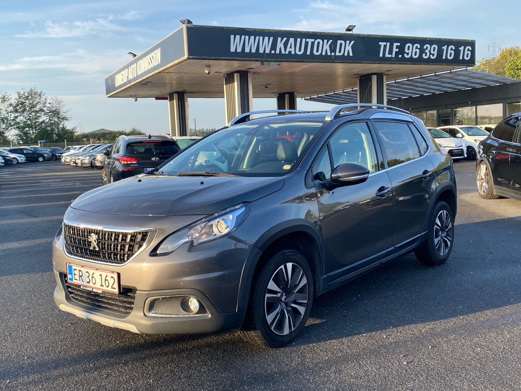 Billede af Peugeot 2008 1,2 e-THP Desire Sky 110HK 5d