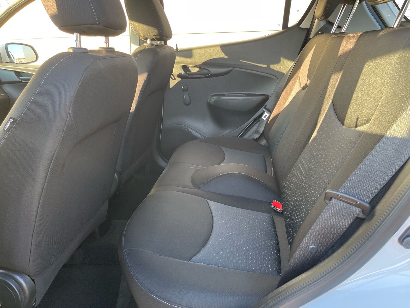Billede af Opel Karl 1,0 Enjoy Easytronic 75HK 5d Aut.