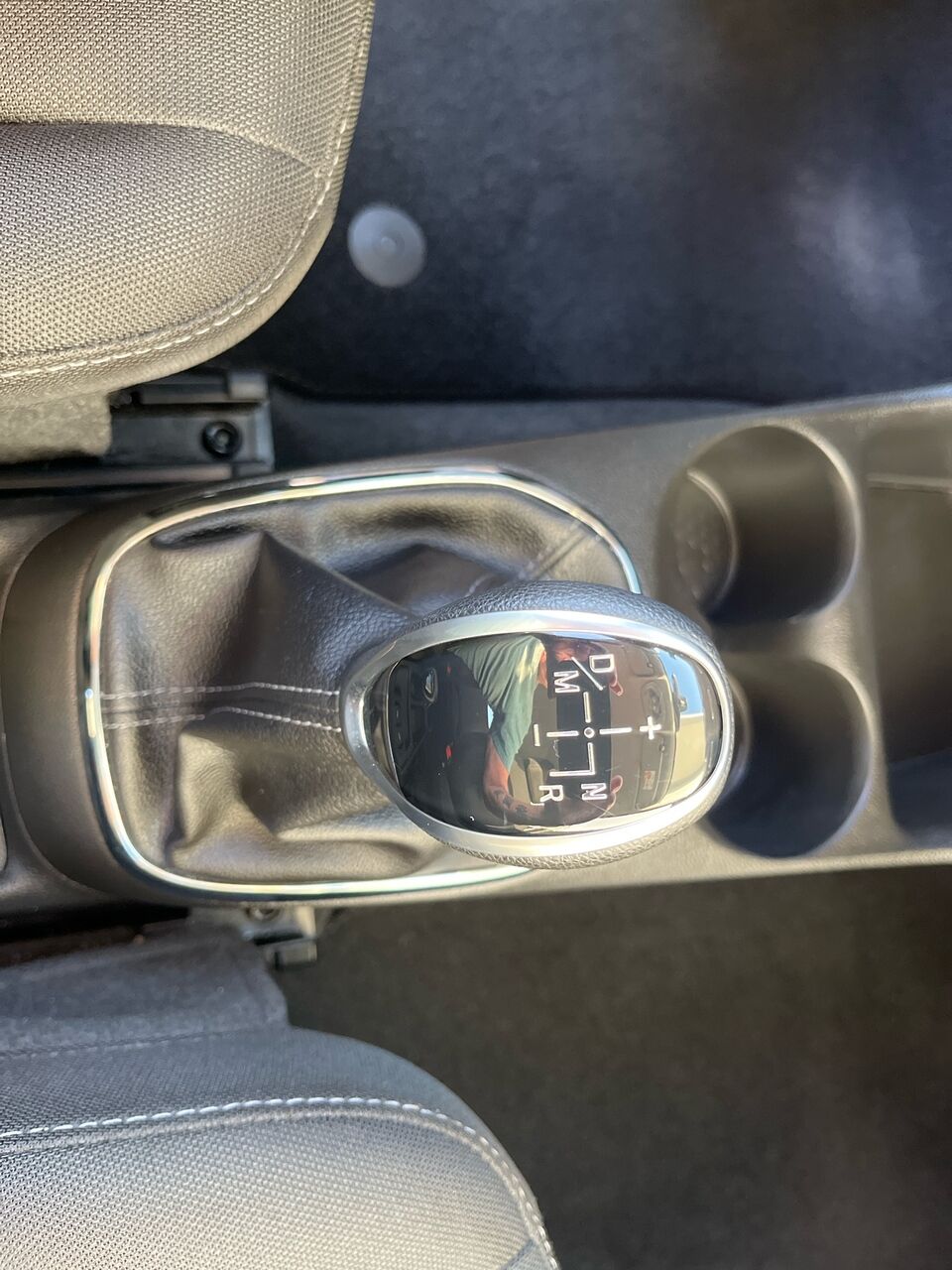 Billede af Opel Karl 1,0 Enjoy Easytronic 75HK 5d Aut.
