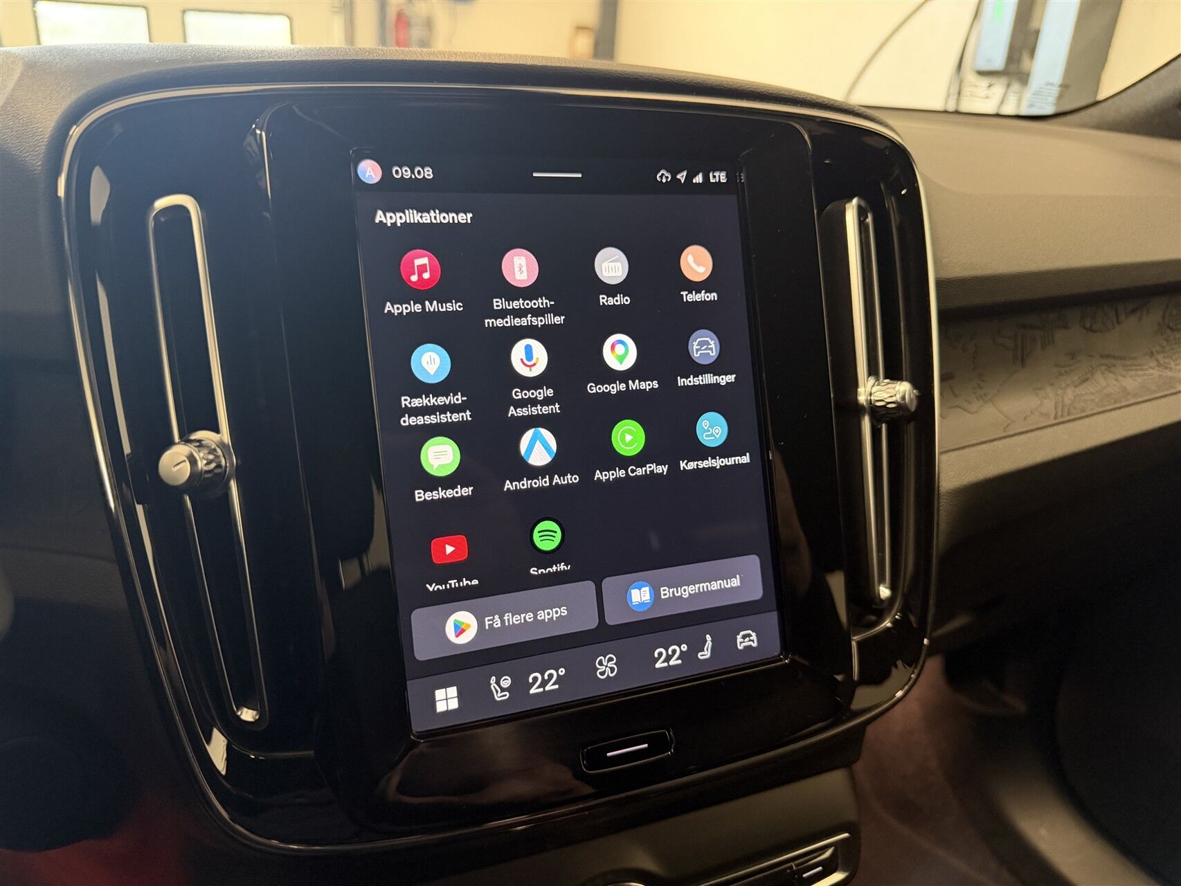 Billede af Volvo XC40 P6 Recharge Plus 231HK 5d Aut.