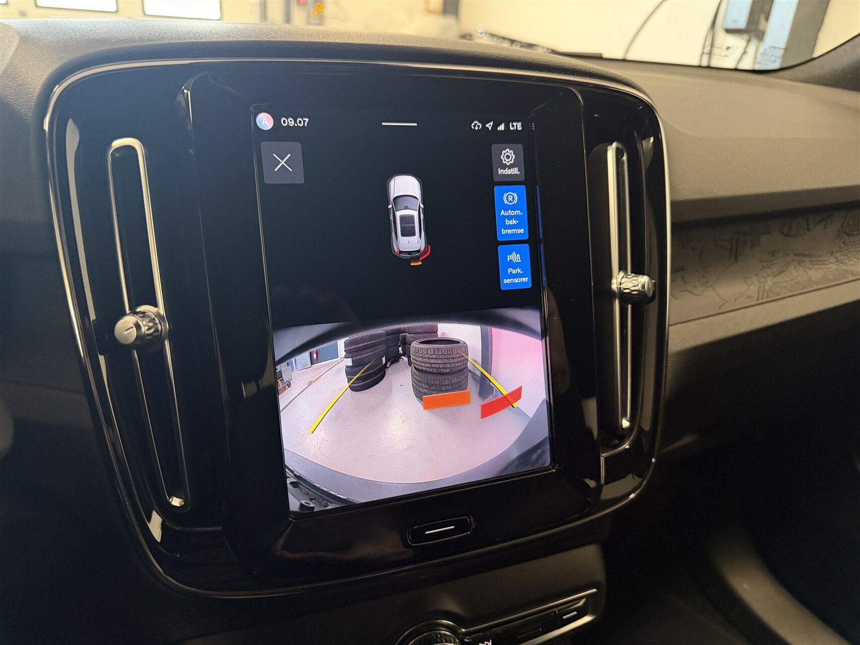 Billede af Volvo XC40 P6 Recharge Plus 231HK 5d Aut.