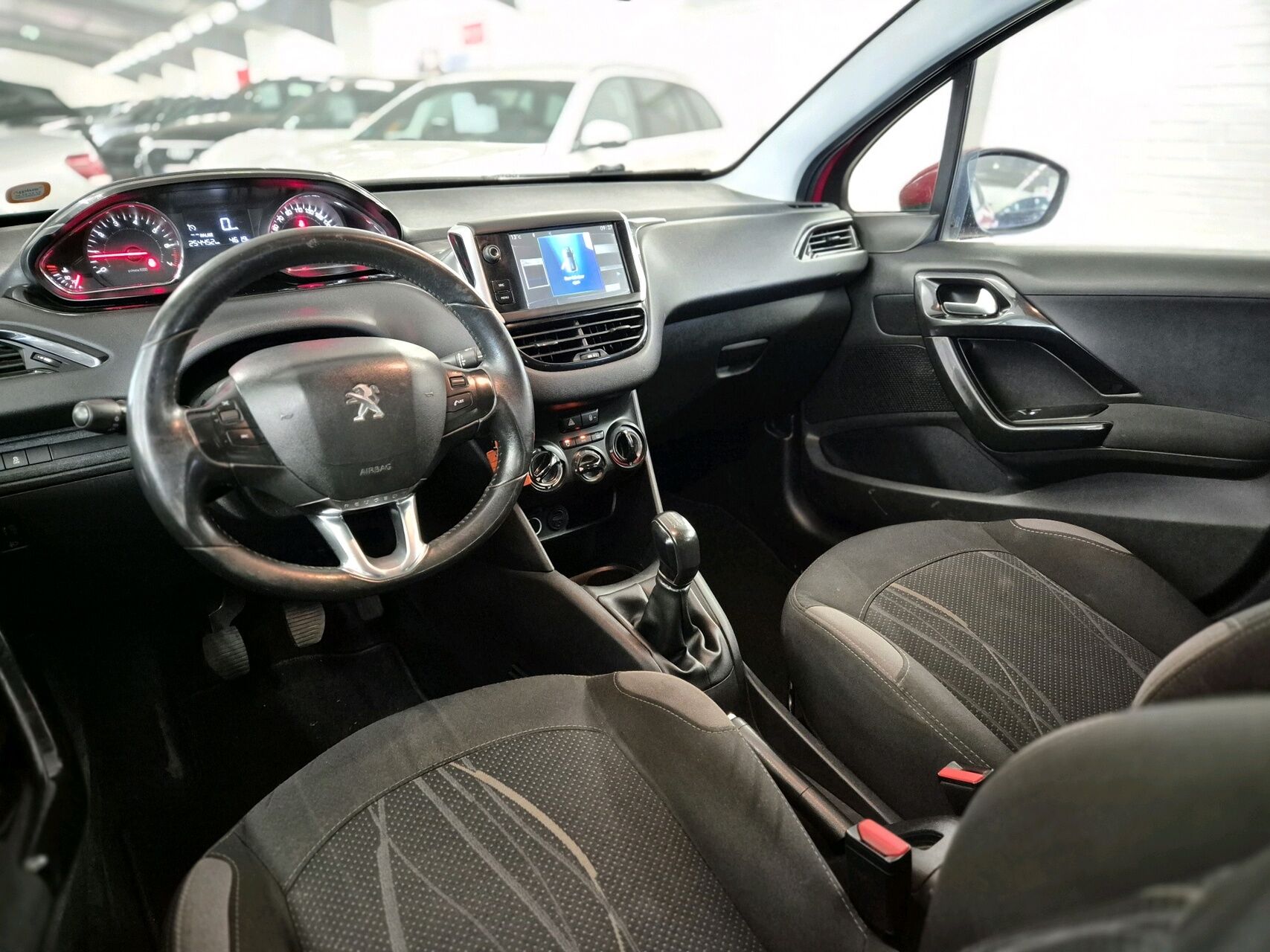 Billede af Peugeot 208 1,2 VTi Active Navi 82HK 5d