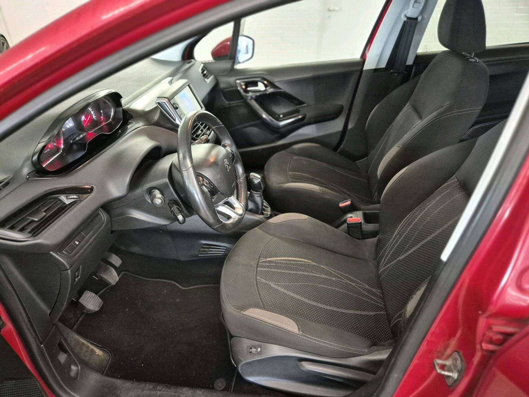 Billede af Peugeot 208 1,2 VTi Active Navi 82HK 5d
