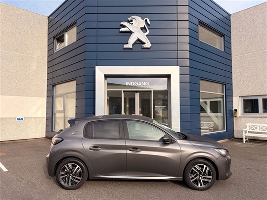 Peugeot 208 1,2 PureTech Allure Sky EAT8 100HK 5d 8g Aut.