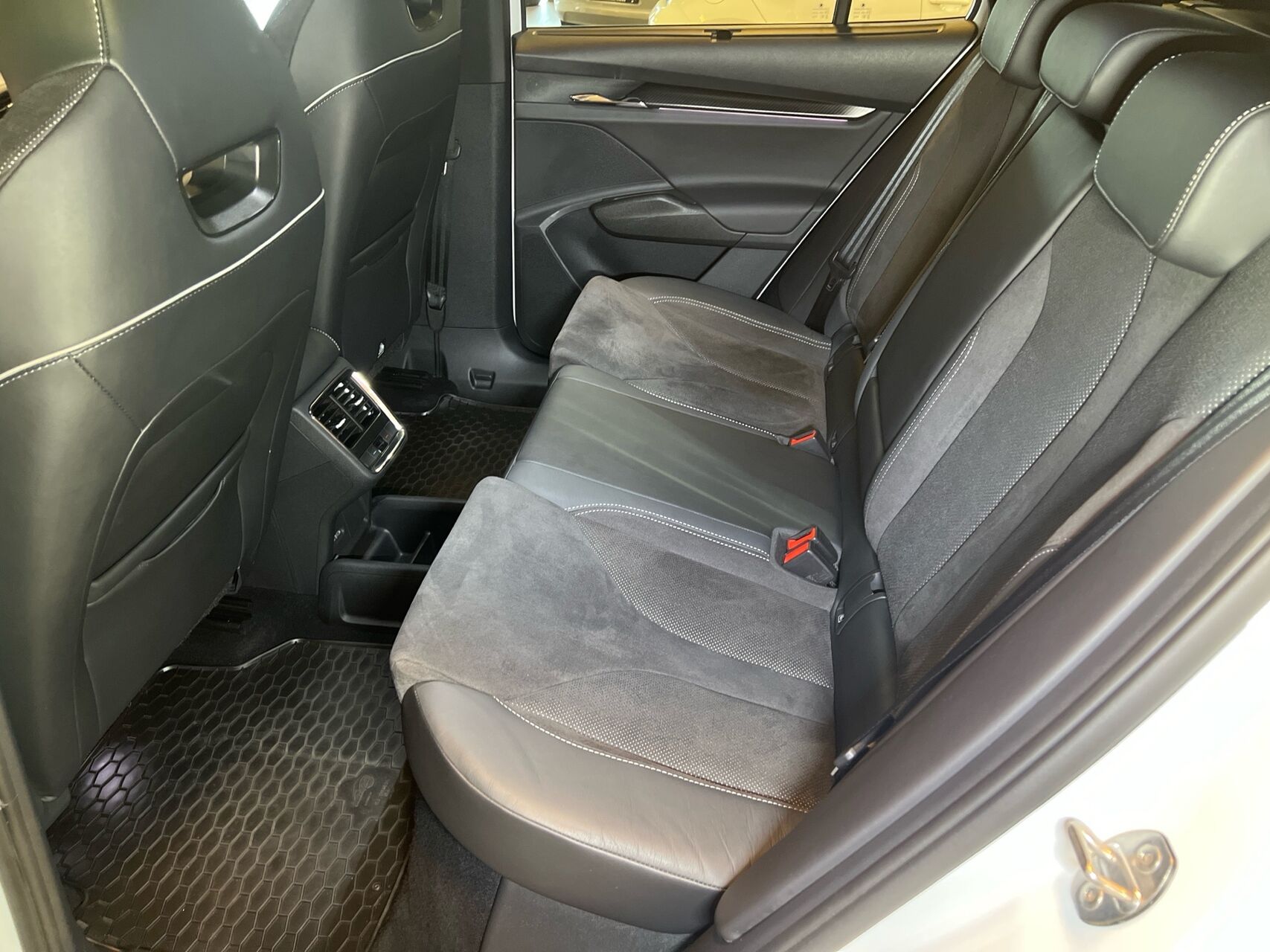 Billede af Skoda Enyaq 80X iV Sportline 4x4 265HK 5d Aut.