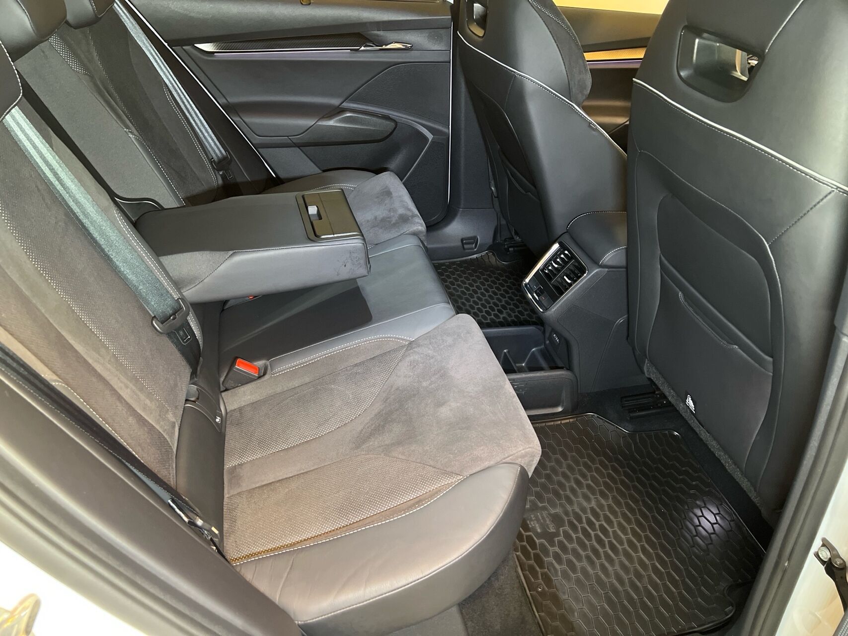 Billede af Skoda Enyaq 80X iV Sportline 4x4 265HK 5d Aut.