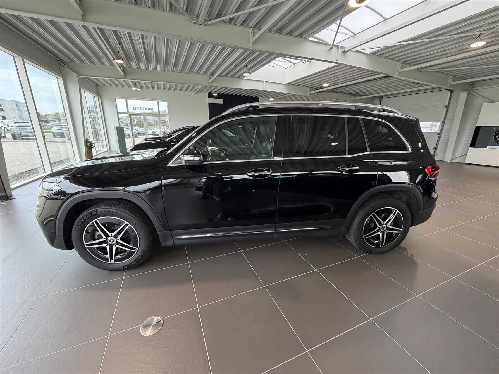 Billede af Mercedes-Benz EQB 250+ EL AMG Premium 190HK 5d Aut.