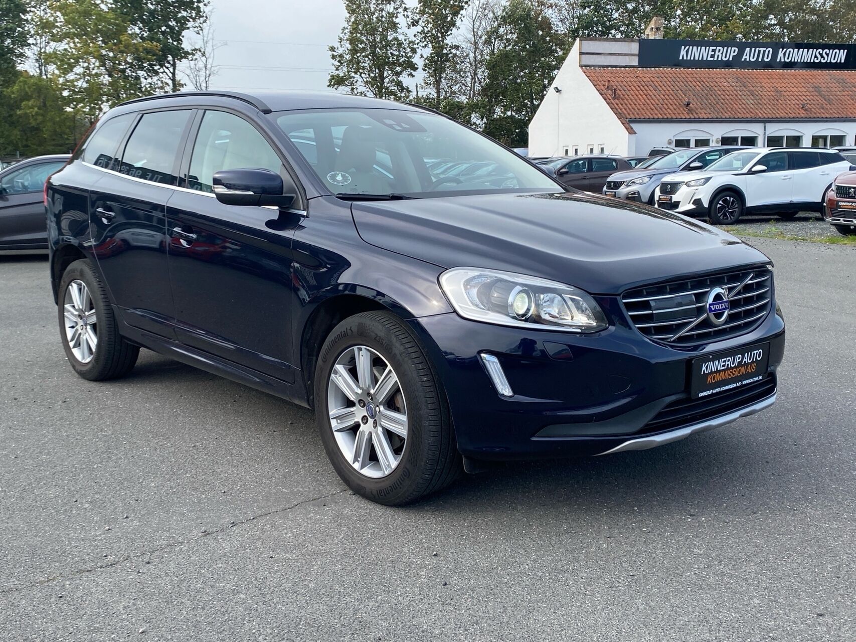 Billede af Volvo XC60 2,4 D5 Momentum AWD 220HK 5d 6g Aut.