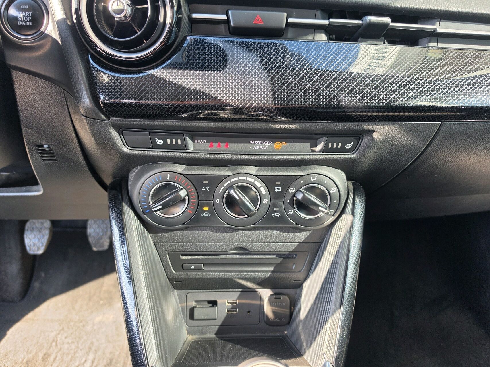 Billede af Mazda 2 1,5 Skyactiv-G Niseko 90HK 5d