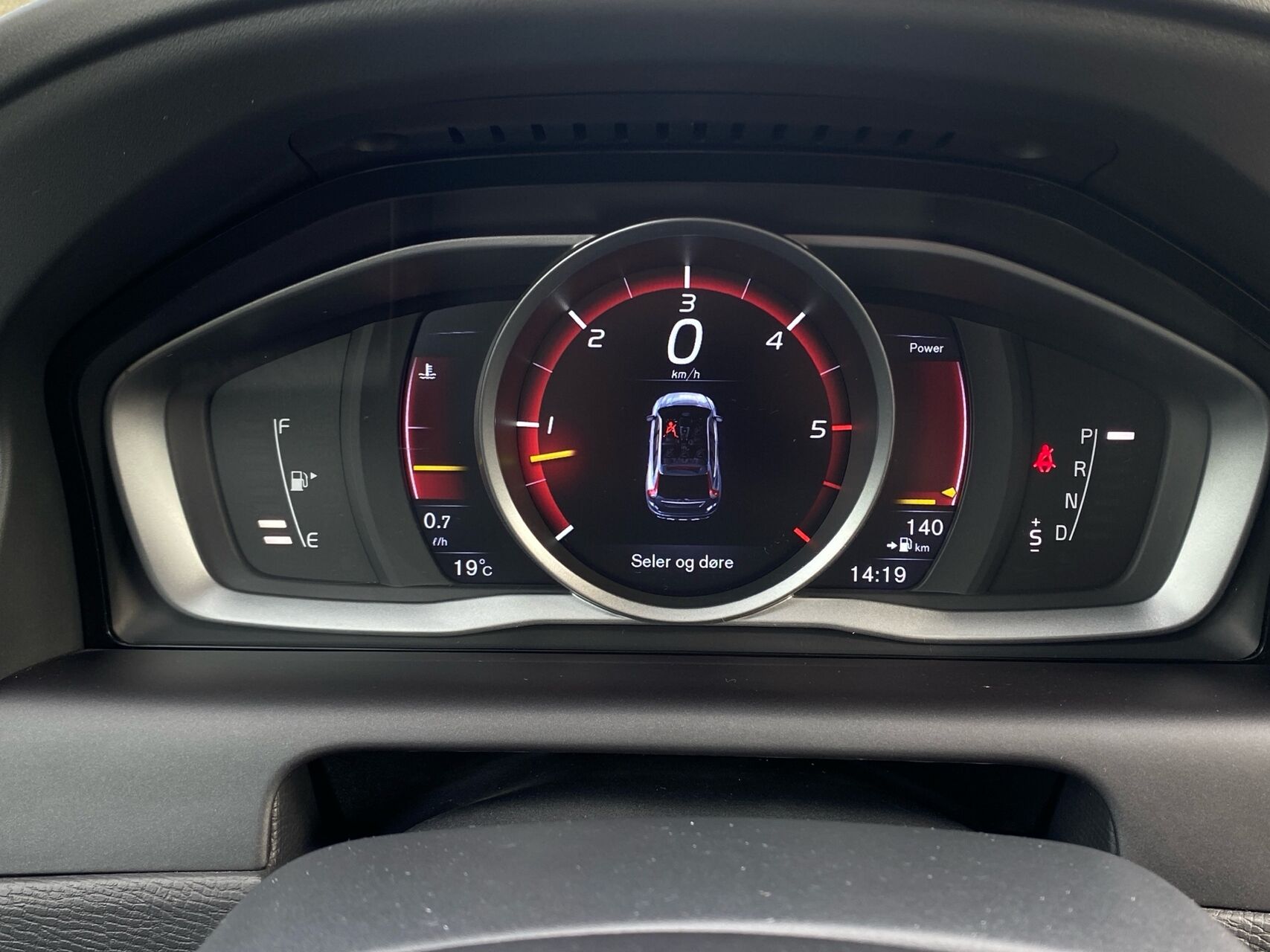 Billede af Volvo XC60 2,4 D5 Momentum AWD 220HK 5d 6g Aut.