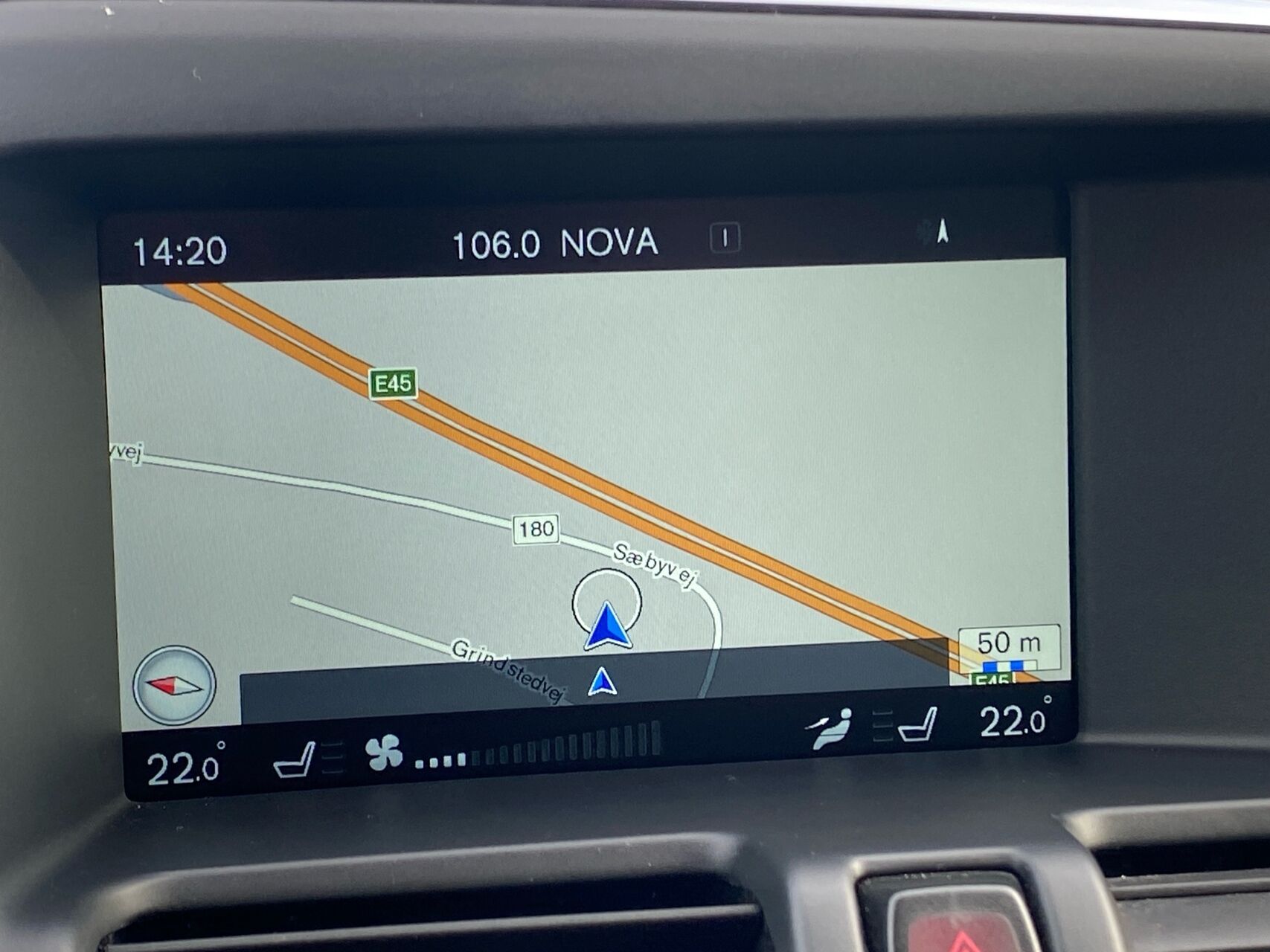 Billede af Volvo XC60 2,4 D5 Momentum AWD 220HK 5d 6g Aut.