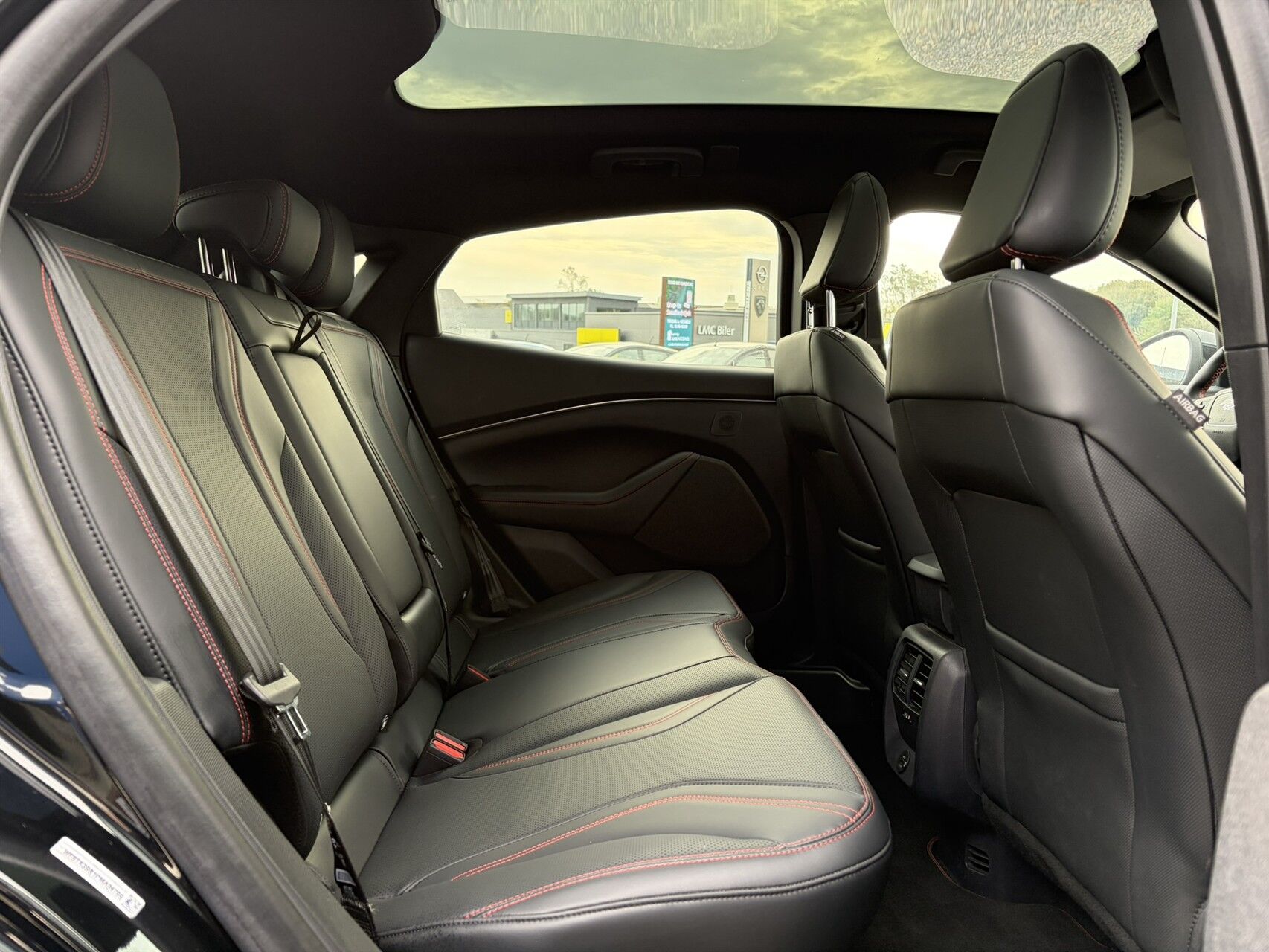 Billede af Ford Mustang Mach-E EL SR Premium AWD 269HK 5d Aut.