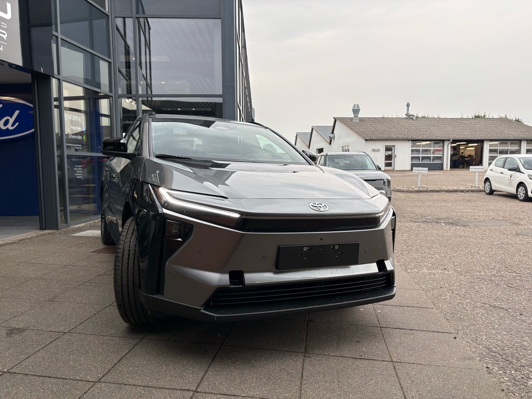 Billede af Toyota bZ4X EL Active Tech 224HK 5d Aut.