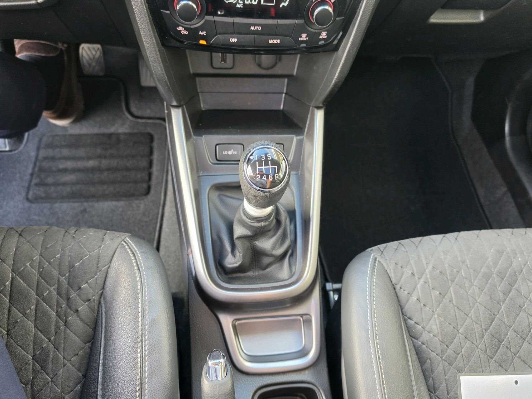 Billede af Suzuki Vitara 1,4 Boosterjet  Mild hybrid Adventure 129HK 5d 6g