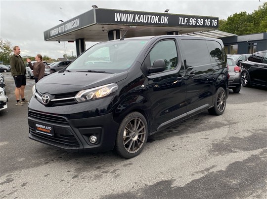 Toyota Proace Medium 2,0 D Comfort m/Dobb skydedør 180HK Van 6g Aut.