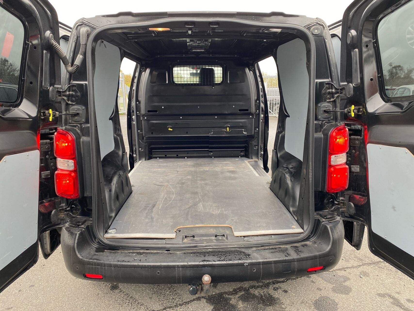 Billede af Toyota Proace Medium 2,0 D Comfort m/Dobb skydedør 180HK Van 6g Aut.