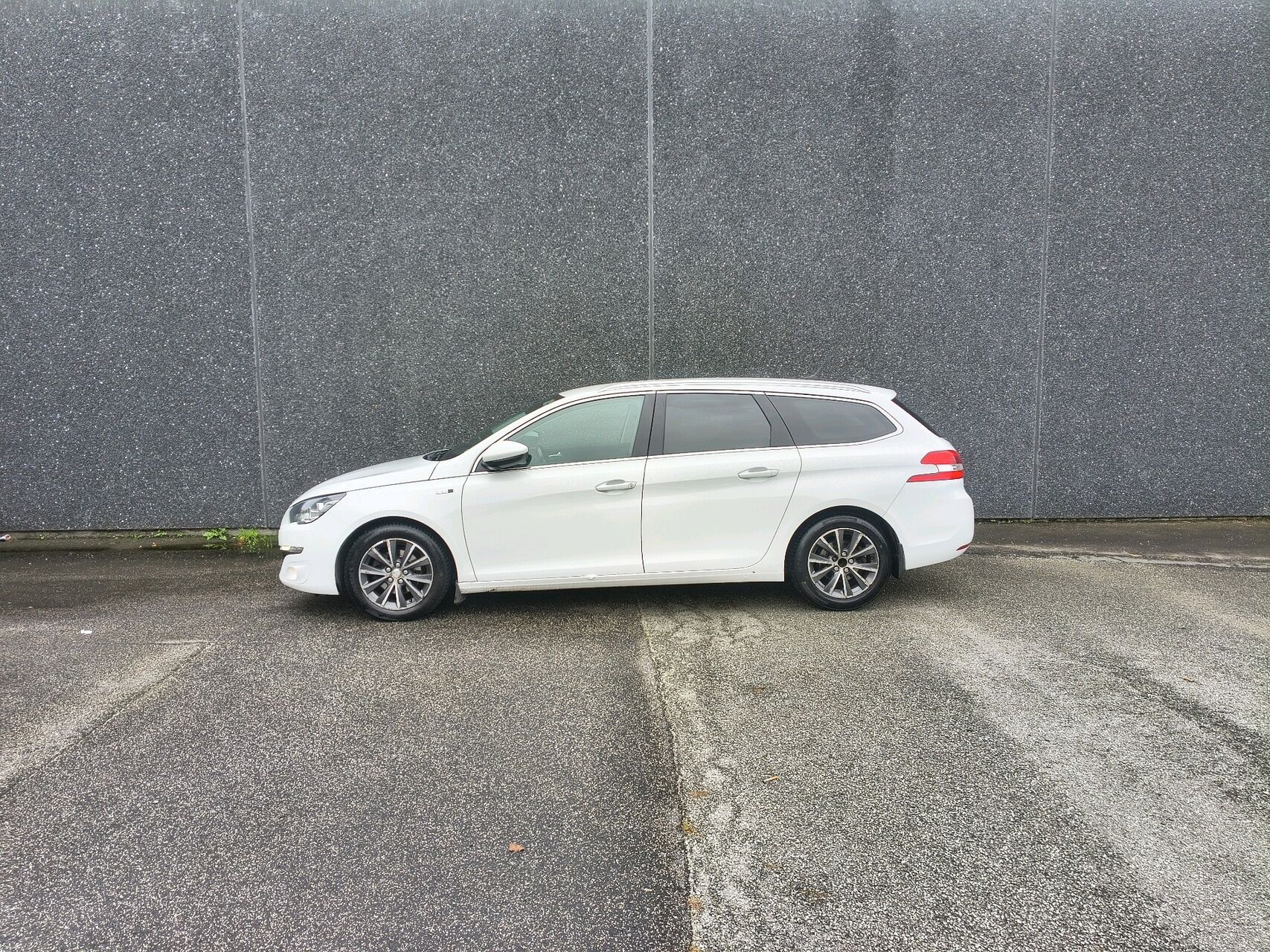 Billede af Peugeot 308 SW 1,6 Blue e-HDI Style 120HK Stc 6g