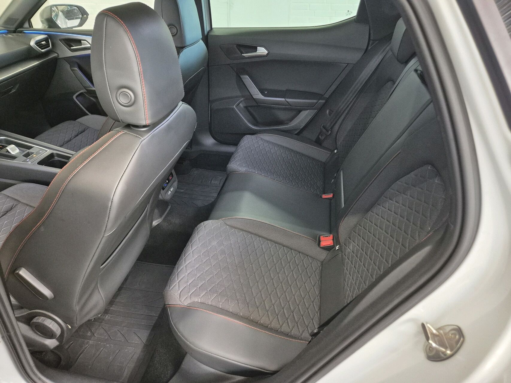 Billede af Seat Leon 1,4 e-Hybrid FR DSG 204HK 5d 6g Aut.