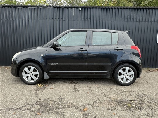 Suzuki Swift 1,3 GL-A 92HK 5d