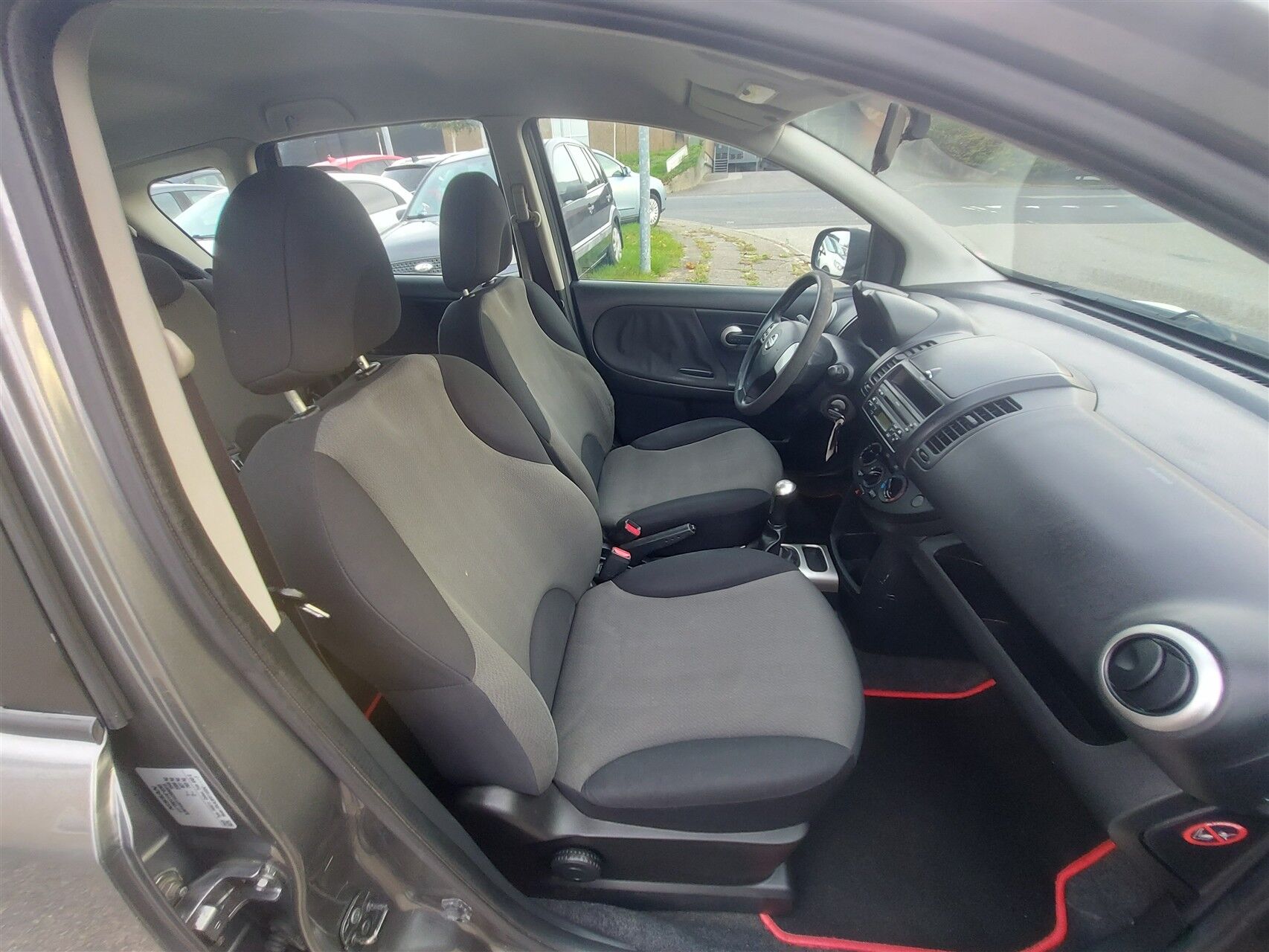 Billede af Nissan Note 1,4 16V Visia A/C 88HK 5d
