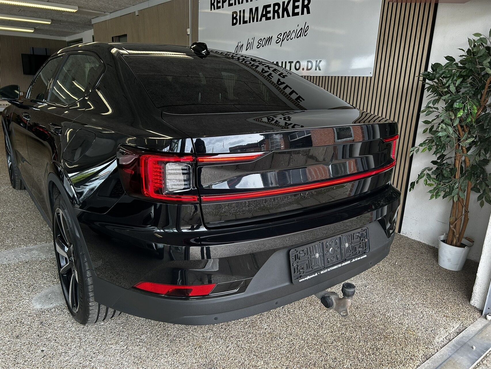 Billede af Polestar 2 EL Long Range AWD 408HK 5d Trinl. Gear