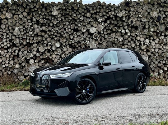BMW iX 50 EL Fully Charged XDrive 523HK 5d Aut.