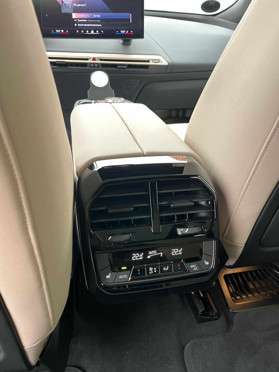 Billede af BMW iX 50 EL Fully Charged XDrive 523HK 5d Aut.