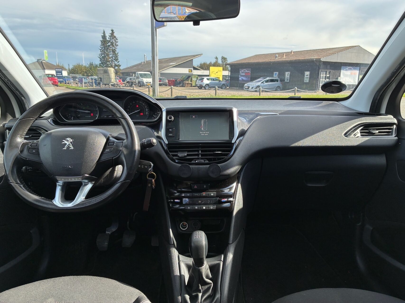 Billede af Peugeot 208 1,6 BlueHDi Envy 100HK 5d