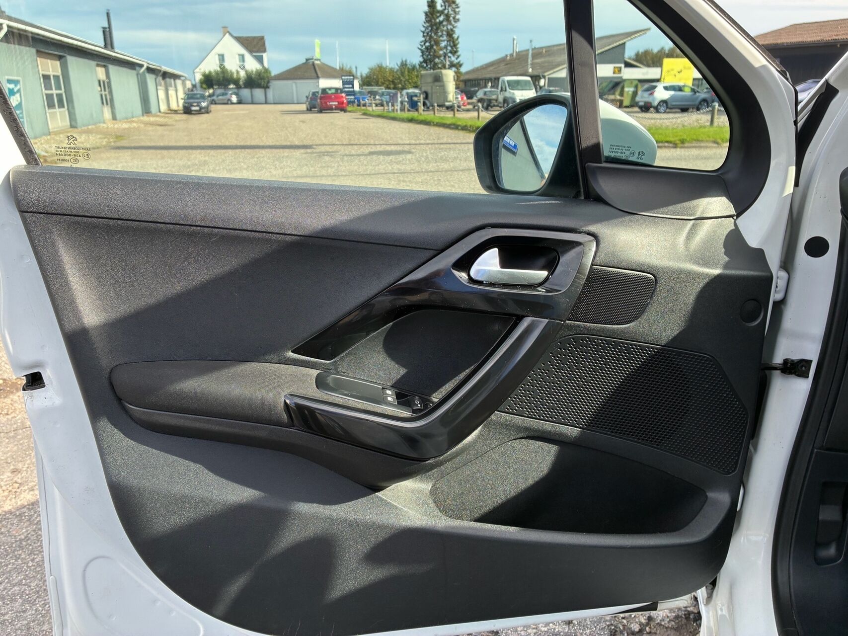 Billede af Peugeot 208 1,6 BlueHDi Envy 100HK 5d