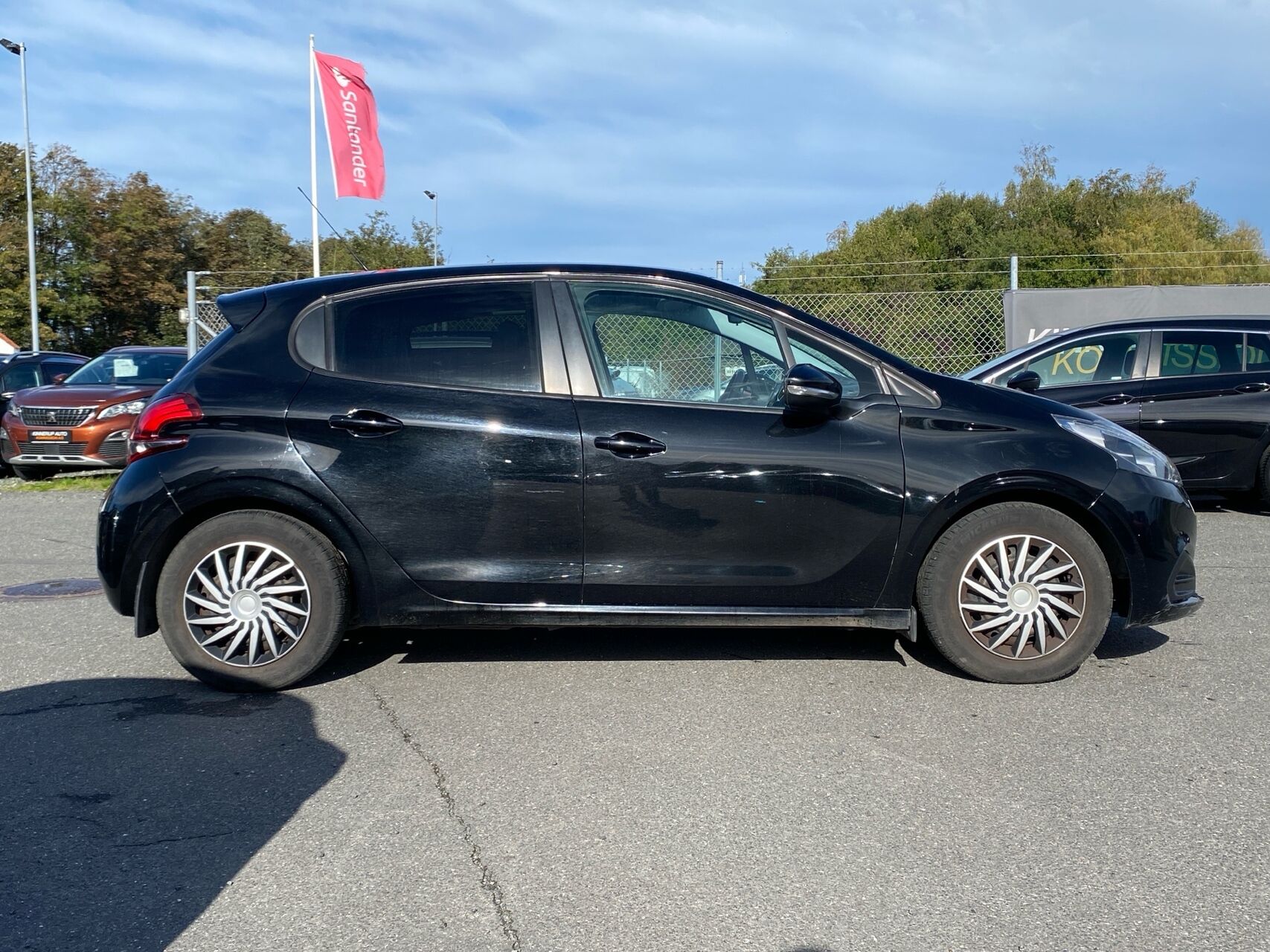 Billede af Peugeot 208 1,6 BlueHDi Chili Sky 100HK 5d