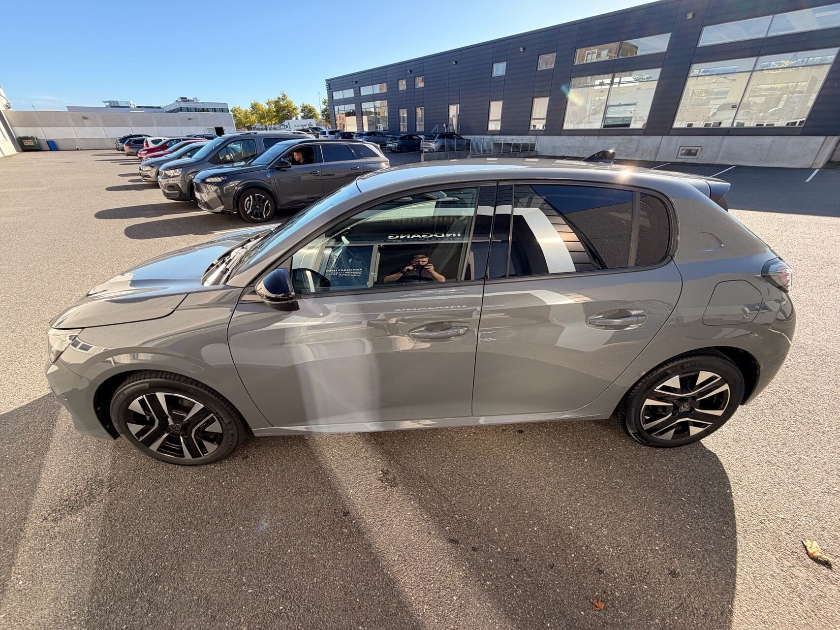 Billede af Peugeot 208 1,2 PureTech Allure+ 100HK 5d 6g