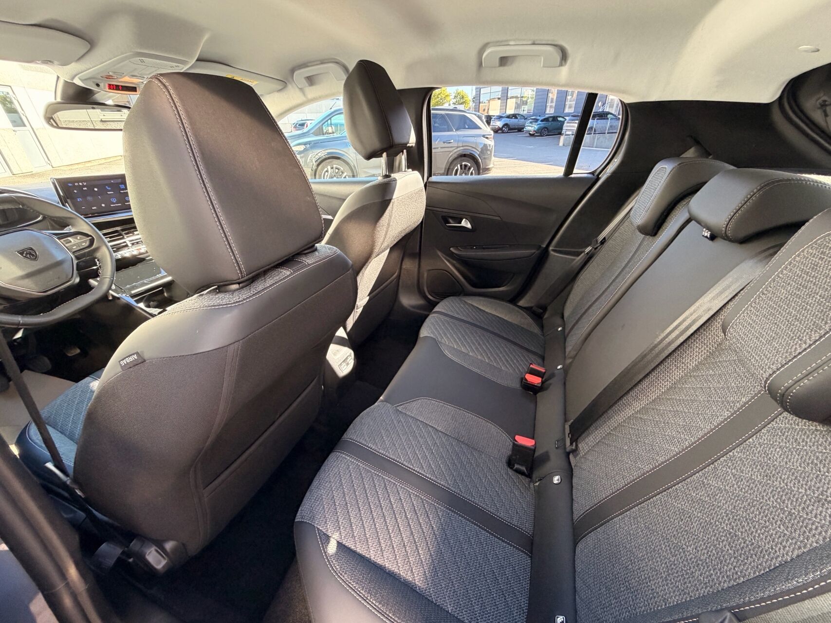 Billede af Peugeot 208 1,2 PureTech Allure+ 100HK 5d 6g