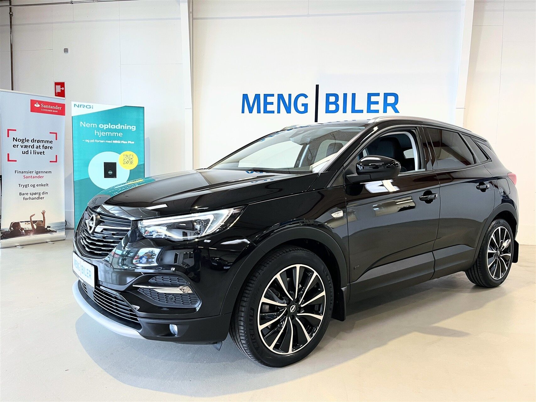 Billede af Opel Grandland X 1,6 PHEV  Plugin-hybrid Cosmo Prestige Pack 225HK 5d 8g Aut.