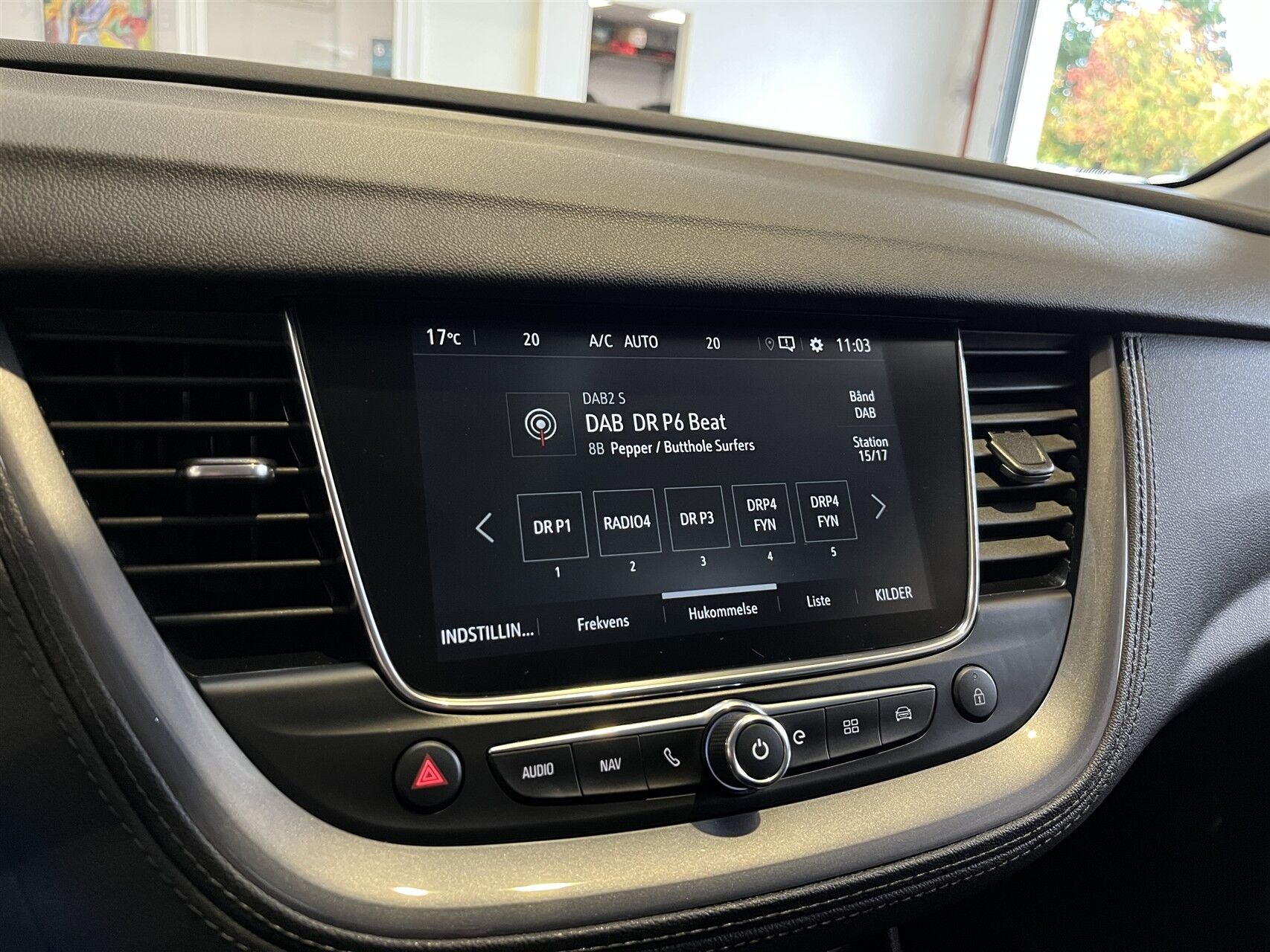 Billede af Opel Grandland X 1,6 PHEV  Plugin-hybrid Cosmo Prestige Pack 225HK 5d 8g Aut.