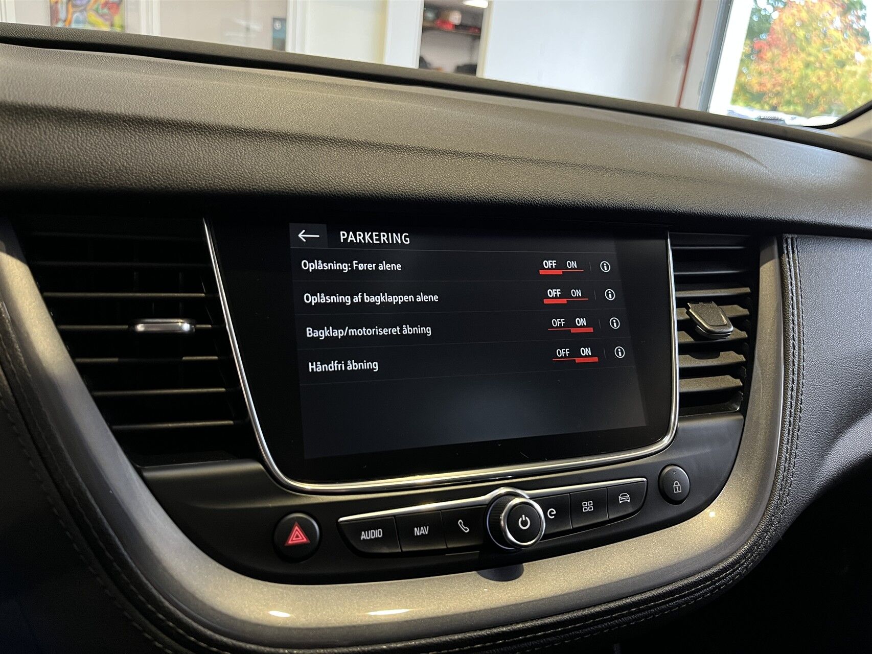 Billede af Opel Grandland X 1,6 PHEV  Plugin-hybrid Cosmo Prestige Pack 225HK 5d 8g Aut.