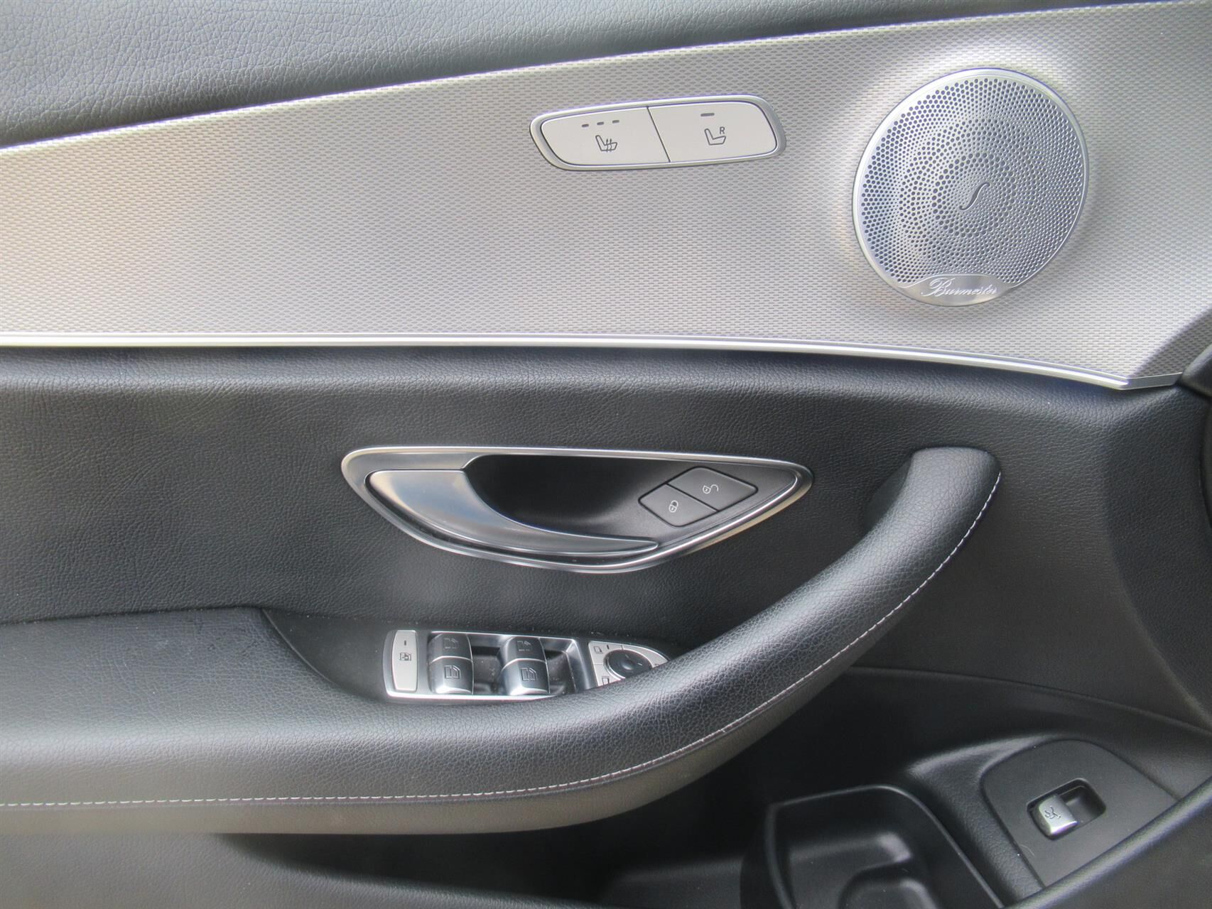 Billede af Mercedes-Benz E220 d 2,0 D Avantgarde 9G-Tronic 194HK Aut.