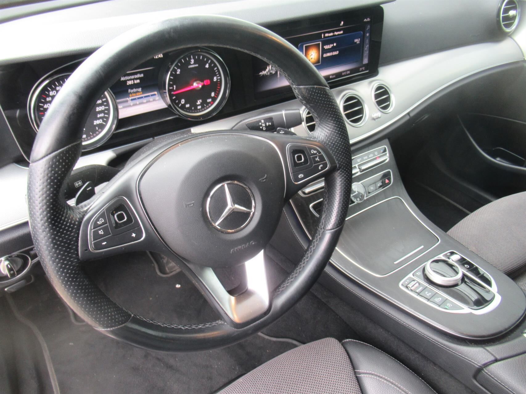 Billede af Mercedes-Benz E220 d 2,0 D Avantgarde 9G-Tronic 194HK Aut.