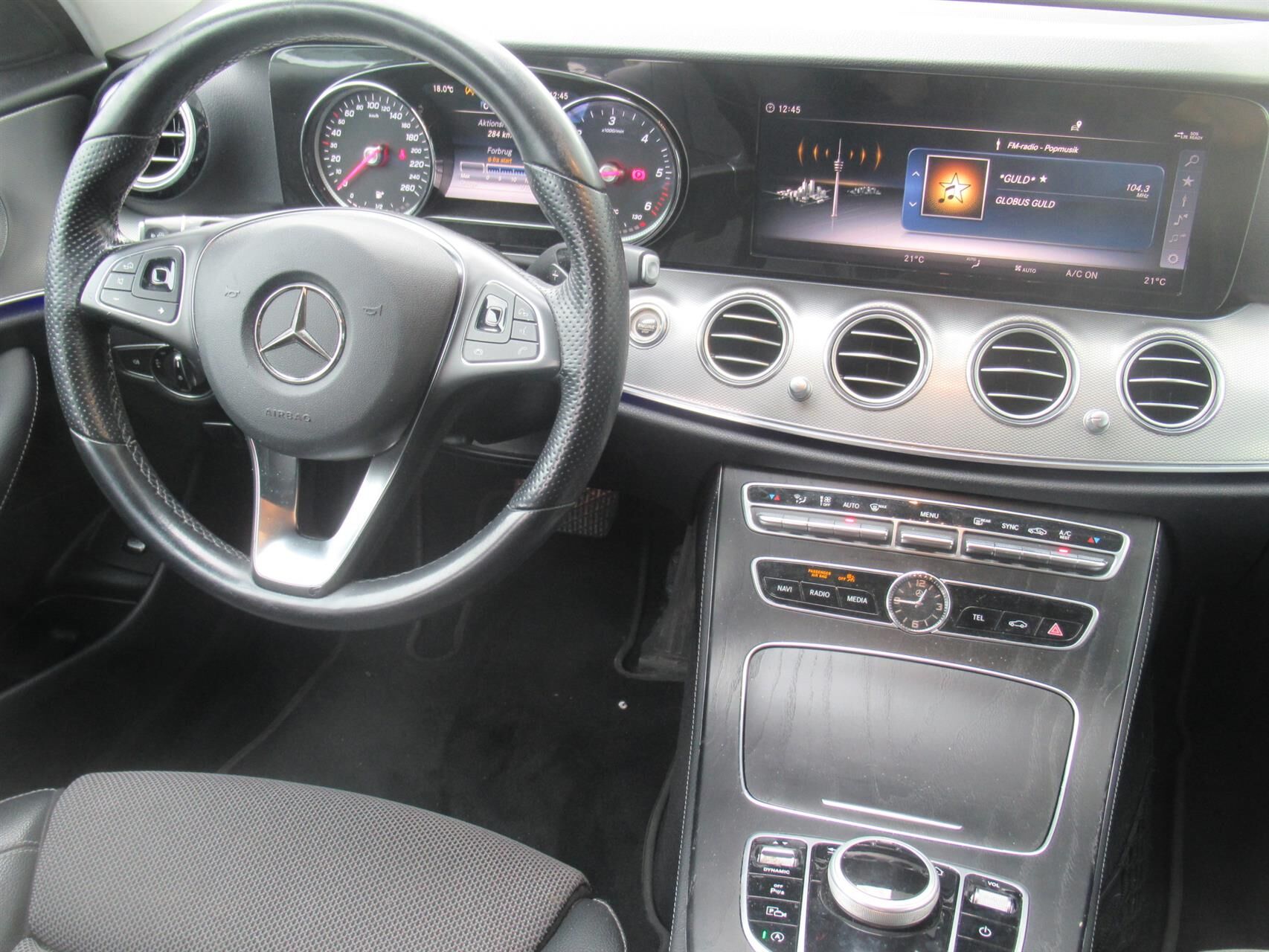 Billede af Mercedes-Benz E220 d 2,0 D Avantgarde 9G-Tronic 194HK Aut.