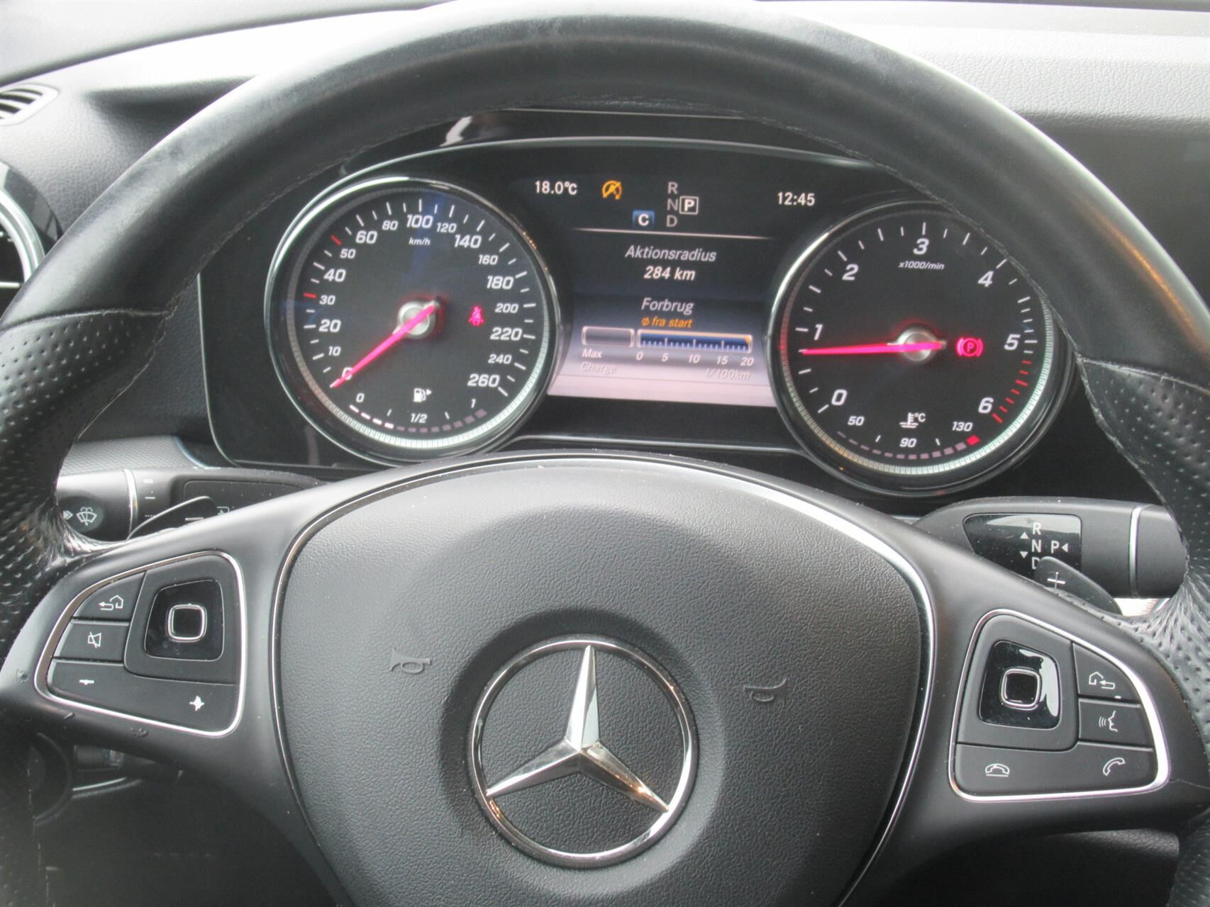 Billede af Mercedes-Benz E220 d 2,0 D Avantgarde 9G-Tronic 194HK Aut.