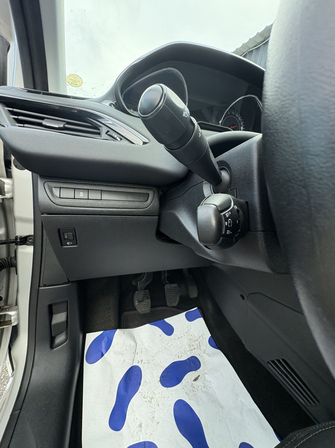Billede af Peugeot 208 1,2 VTi Active Navi 82HK 5d