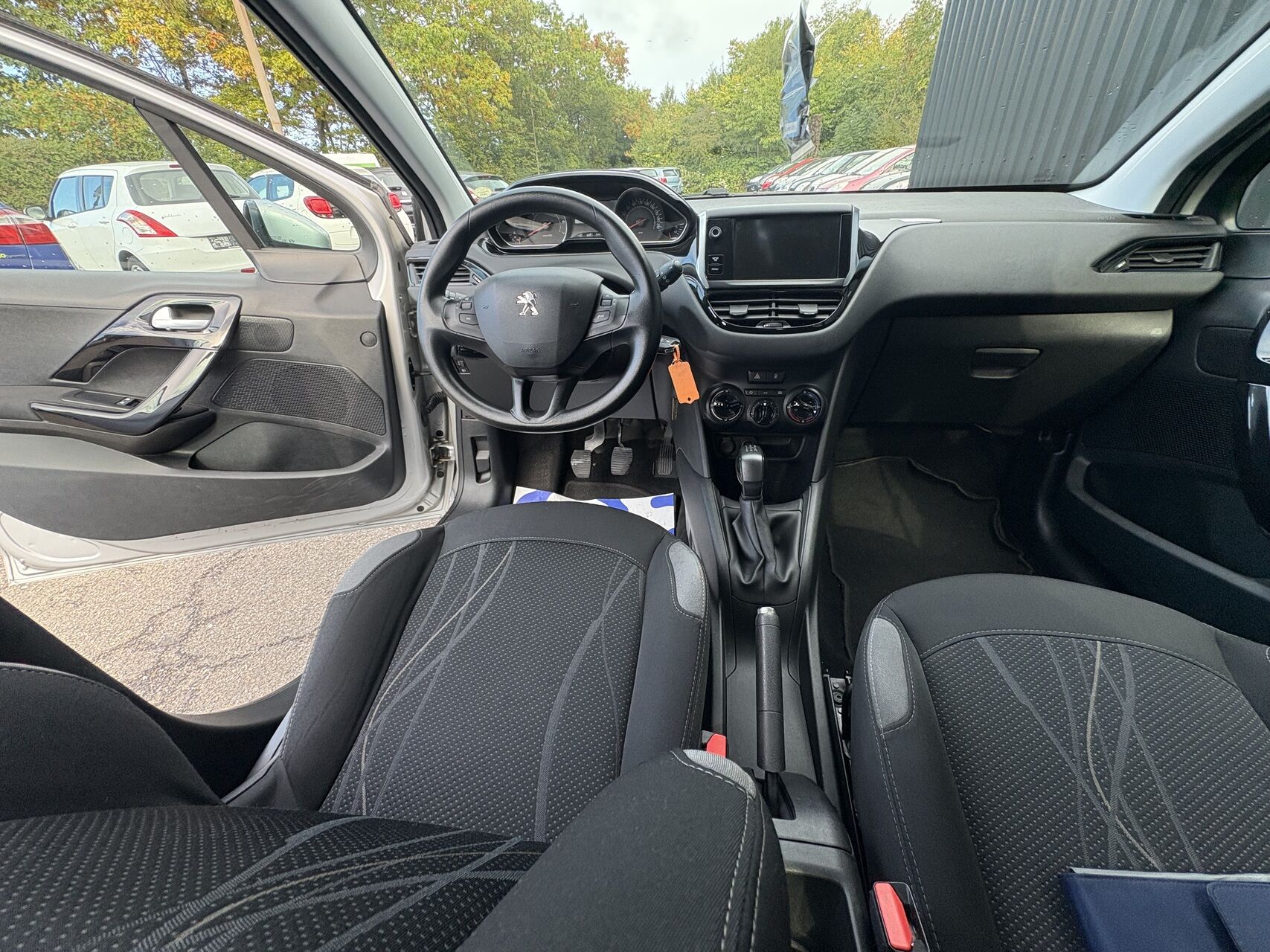 Billede af Peugeot 208 1,2 VTi Active Navi 82HK 5d