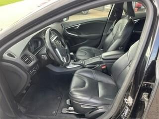 Billede af Volvo V40 2,0 D2 Momentum 120HK 5d 6g