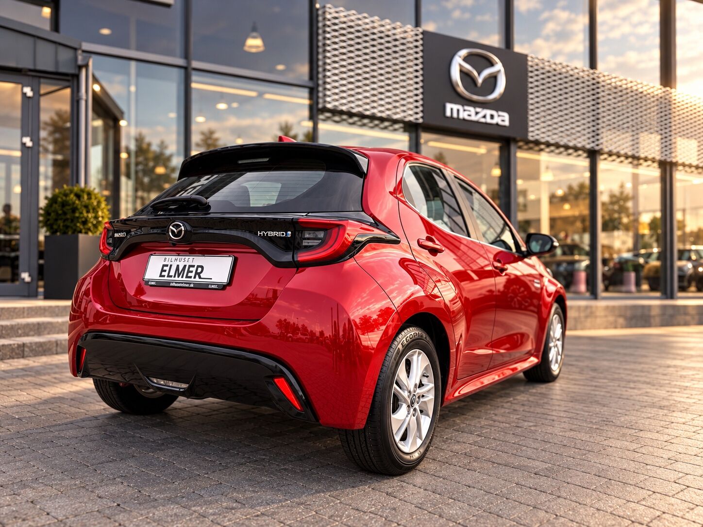 Billede af Mazda 2 1,5 VVT-I  Hybrid Agile Comfort CVT 116HK 5d Trinl. Gear