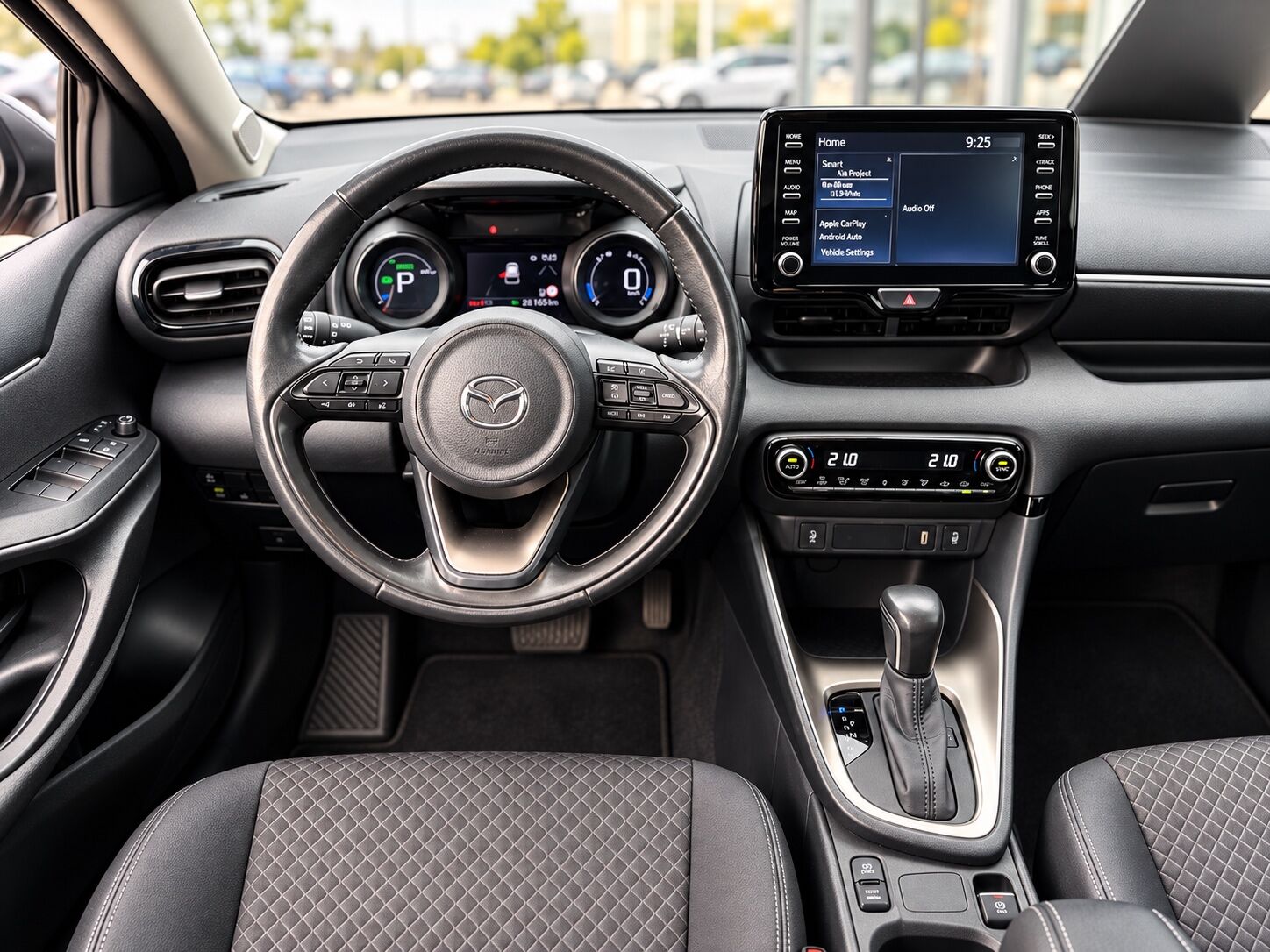 Billede af Mazda 2 1,5 VVT-I  Hybrid Agile Comfort CVT 116HK 5d Trinl. Gear