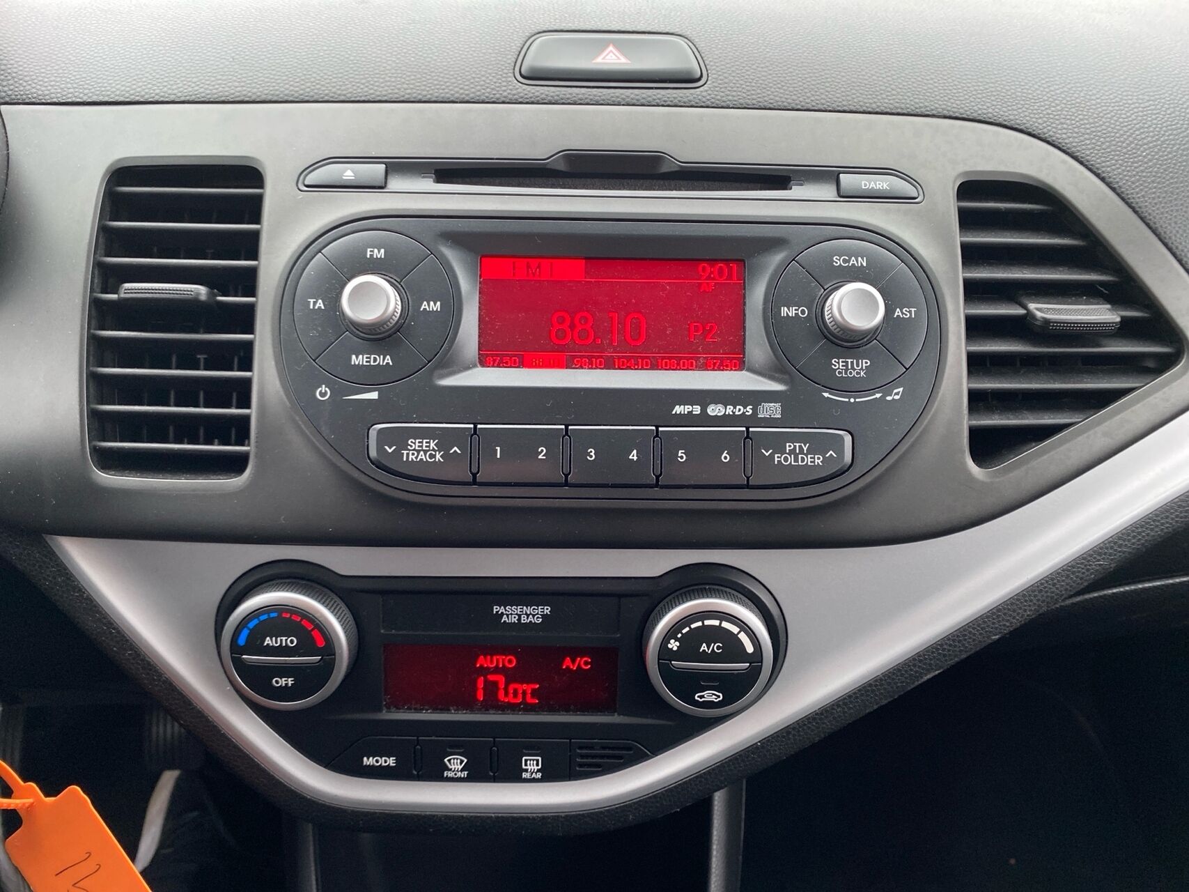 Billede af Kia Picanto 1,0 World Cup Clim 69HK 5d