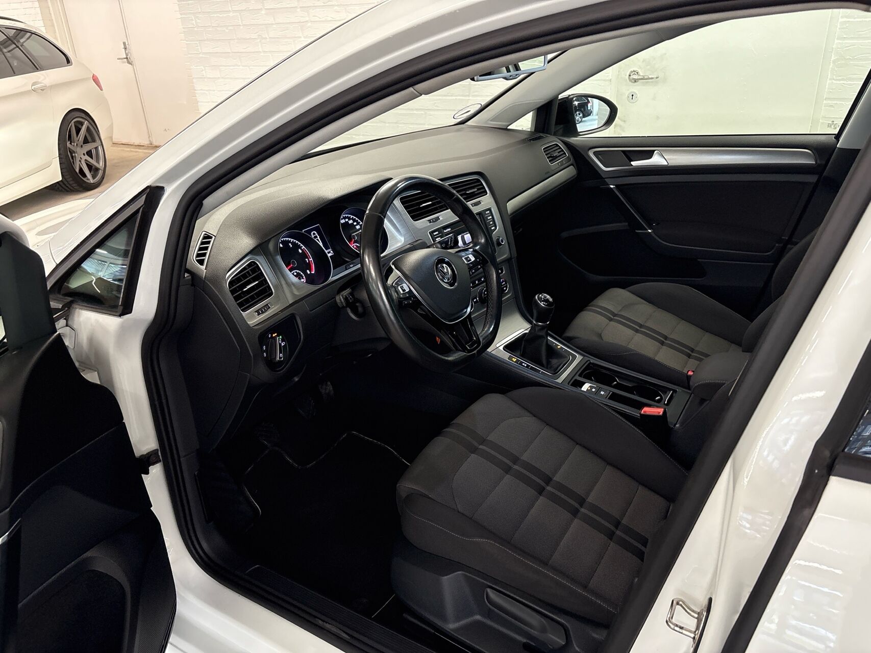 Billede af VW Golf 1,4 TSI BMT R-Line 150HK 5d 6g